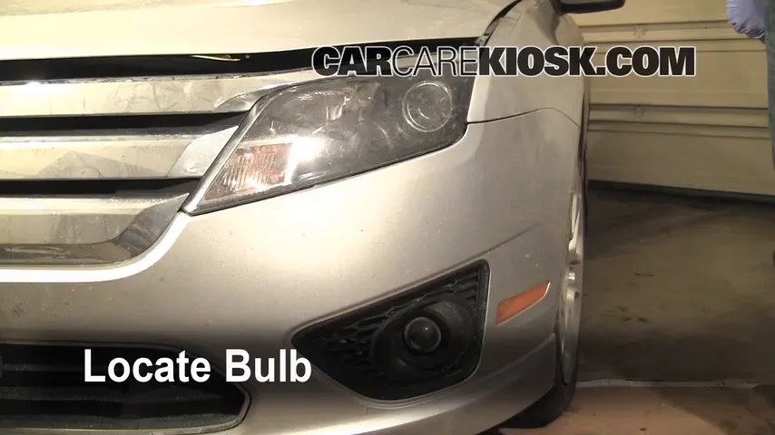 2010 Ford Fusion SE 2.5L 4 Cyl. Lights Turn Signal - Front (replace bulb)